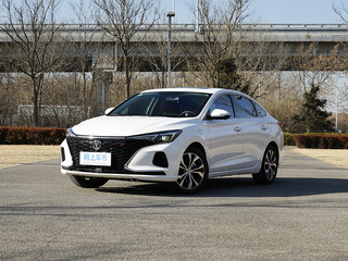 长安汽车  逸动PLUS 蓝鲸NE 1.4T GDI 左前正45度