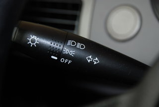 莲花 竞速 左控制杆 