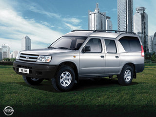 郑州日产 锐骐多功能商用车