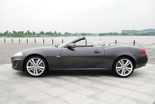 捷豹 XKR