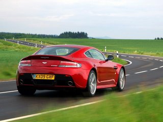 V12 Vantage实拍图