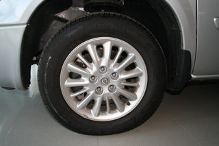 克莱斯勒 大捷龙grand voyager 轮胎轮毂 