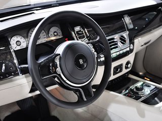 劳斯莱斯 古思特加长版 车展