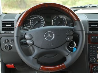 奔驰(进口) G系 G500 中控局部