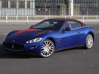 玛莎拉蒂 GranCabrio