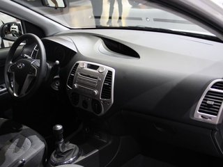 现代(进口) 现代i20局部