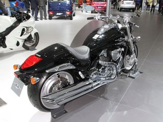 INTRUDER M1800R实拍图