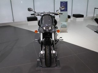 INTRUDER M1800R实拍图