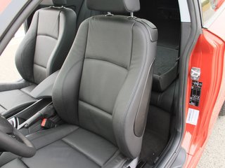 新1系 双门轿跑 局部