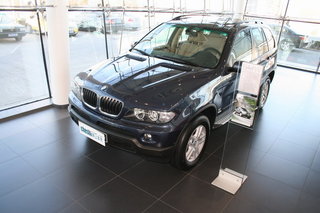 德国宝马 X5 左前45度俯视 