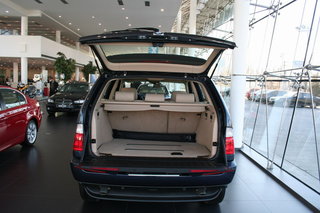 德国宝马 X5 后备厢整体 