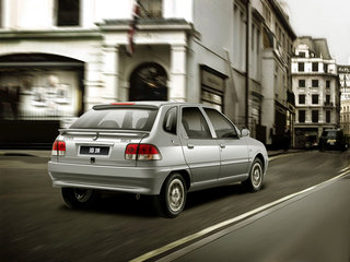 上海华普 海域两厢