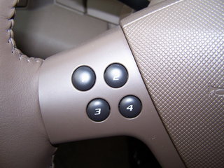 凯迪拉克 CTS 2006款 左侧按钮或储物盒 