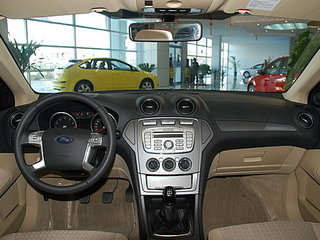 长安福特 蒙迪欧-致胜