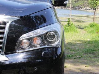 QX56 5.6 AT 2011款 试驾