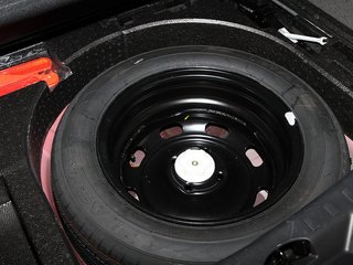 2011款 1.6 MT 尊逸型