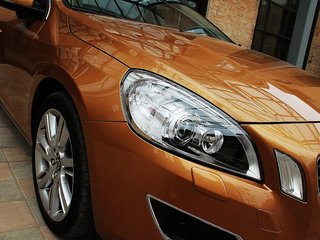 S60 2.0T智尊 2011款