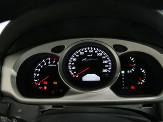 大蛇 3.3 AT 豪华型 2010款 试驾