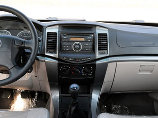2012款 2.8T 柴油商务版