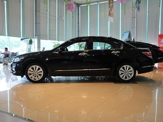 车辆左正侧视角