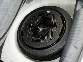 2013款 1.6L 自动 运动版