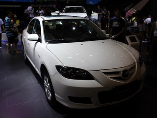 Mazda3经典款图片