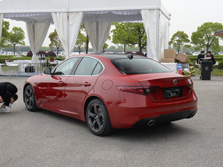 Giulia朱丽叶图片