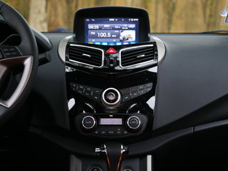 海马S5青春版图片