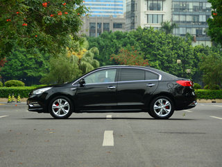 车辆左正侧视角