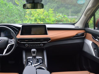 上汽大通MAXUS D90图片