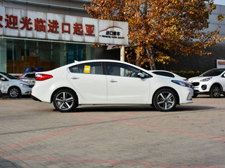 起亚K3图片