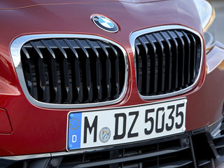 宝马2系多功能旅行车图片