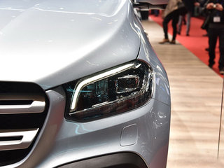 {奔馳X級(jí)}圖片