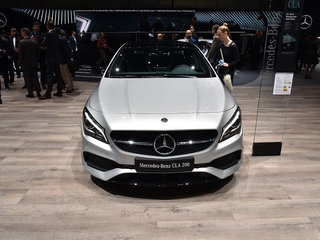 奔驰CLA图片