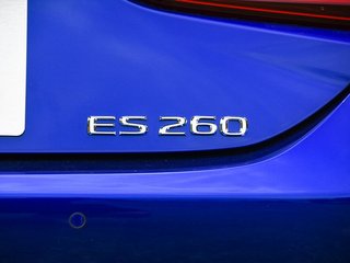 雷克萨斯ES图片