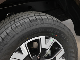 炮乘用皮卡图片