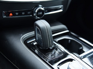 沃尔沃S60新能源图片