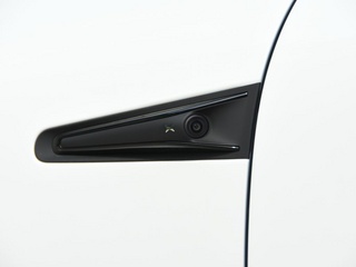 小鹏汽车P7图片