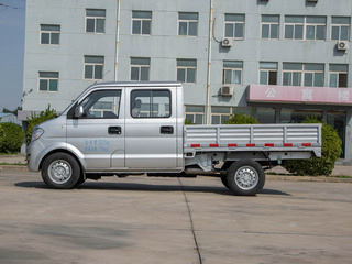 东风小康C32图片