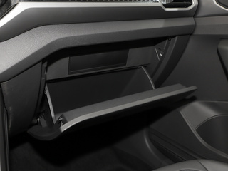 手套箱整体特写