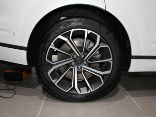 领克09新能源图片