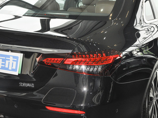 奔驰E级新能源图片