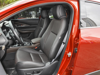 马自达CX-30图片