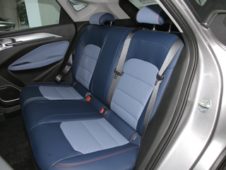 吉利几何M6图片