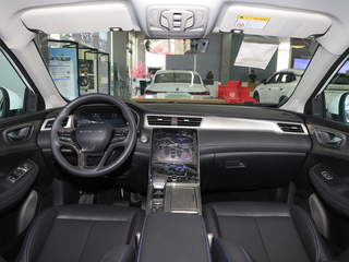 荣威RX5 PLUS图片