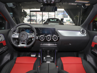 奔驰GLA级AMG图片