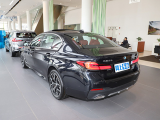 车辆左后45度视角