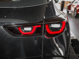 马自达CX-50行也图片