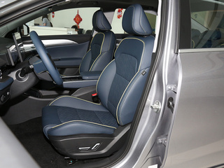 吉利几何G6图片