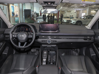 雅阁新能源图片